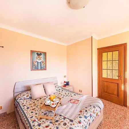 Appartement In Front Of The Sea *